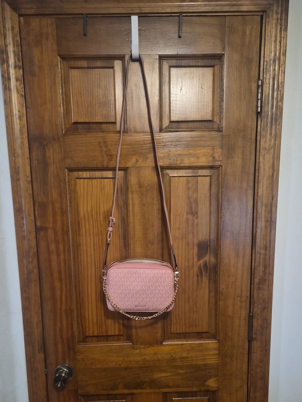Michael Kors Jet Set Large Logo Crossbody Bag Pink & White